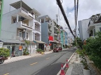 Quận 7, Ngay cầu Phú Mỹ. 4x18m. Đường 12m. Chỉ 11 tỷ 6. Bán Gấp