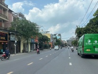 Nhỉnh 13 tỷ có nhà 6 lầu đẹp ngang 4.3m 73m2 hẻm 183 Nguyễn Văn Khối tặng NT kèm T.máy.