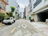 Ngọc thụy cạnh công viên Long Biên 11 tỷ 60m ô tô vỉa hè cạnh nhà