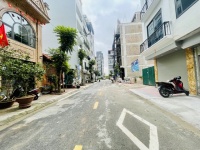 Ngọc thụy cạnh công viên Long Biên 11 tỷ 60m ô tô vỉa hè cạnh nhà