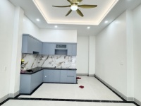 Bán nhà mặt phố đường Số 10, Tam Bình, Thủ Đức, TP HCM. DT 100m2, 2 tầng, giá 7.9 tỷ, sổ hồng riêng.