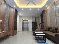 Bán nhà Nguyễn Văn Cừ 42m 6 tầng MT4.4m thang máy giá 14 tỷ