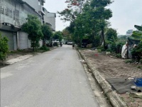 Cần cho thuê nhà đất dịch vụ bằng a ( khu tây nam linh đàm) Chùa Bằng đi vào 150m