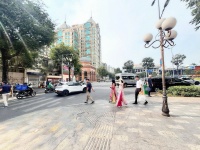 ĐỘC TÔN CHÀO BÁN NHÀ 2 TẦNG MẶT TIỀN KD Đ.NGUYỄN DU, BÊN NGHÉ, QUẬN 1 - VIEW TRỰC DIỆN NHÀ THỜ ĐỨC