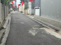 Chỉ với 3.x tỷ xíu. 75m2, mt6.9m, Nguyên Khê, Đông Anh.
+ Ngõ nông, đường thoáng, lại thông.
