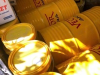 Nhớt 10 thủy lực cho xe lu, máy công trình, máy công nghiệp tại Thủ Dầu Một, Bình Dương