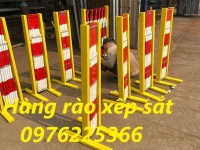 Hàng rào xếp sắt tại Hà Nội 