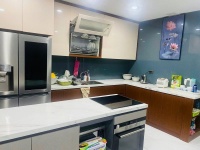 Bán tòa căn hộ mặt phố Liên Trì, 9 tầng 1 hầm 90m2, 63 tỷ, 180tr/tháng