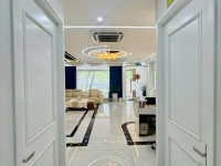 Bán tòa văn phòng mặt phố Bạch Mai 8 tầng 1 hầm thang máy, 208m2, mặt tiền 8.5m, 208 tỷ