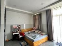 Bán nhà 3 tầng, 120m2,  đường Số 10, Linh Xuân, Thủ Đức, TP HCM,  sổ hồng riêng. Giá 7,38 tỷ.