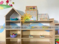 Kệ montessori ngôi nhà mầm non, Kệ gỗ montessori để đồ chơi học liệu