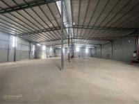 Cho thuê kho xưởng, DT 800m2, Hóc Môn, TP HCM, giá rẻ