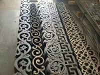 Trang trí mái hiên bằng diềm CNC theo yêu cầu