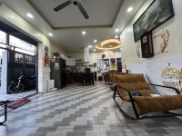Bán nhà 104m2,  2 tầng, Quốc Lộ 13, Phường Hiệp Bình, Thủ Đức, TP HCM, SHR. Giá 6,88  tỷ.