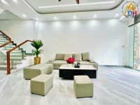 Nhà Mới Tinh Tôn Đức Thắng, Hải Phòng