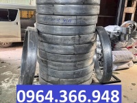Vòng tròn mái kính tạo điểm nhấn cho khung sắt