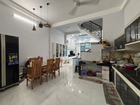 Bán nhà 3 tầng đường 359, Phước Long B, Quận 9, Thủ Đức, TP HCM. DT 78m2. Giá 6.88 tỷ, sổ hồng