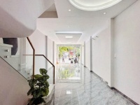 Bán nhà Mặt tiền Dương Quảng Hàm - giao Nguyễn Thái Sơn, 4x14m, 4 Tầng,  chỉ 16,7 Tỷ.