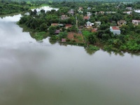 Chỉ 2 tỷ xxx sở hữu quỹ đất đẹp view hồ, nhà gỗ sẵn, mặt tiền đường bê tông, đường quy hoạch 12m