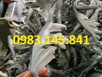 Hoa lá tôn dập, phụ kiện trang trí cổng, cửa sắt mỹ thuật