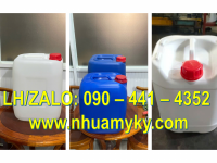 Thùng nhựa 30 lít màu xanh lá, can nhựa 25 lít màu đỏ, can nhựa vuông 20 lít màu xanh dương 