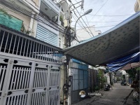 Chính chủ ở xa gửi bán nhà 3 tầng Khu Bàn Cờ TTTP Nha Trang - Hẻm thông ô tô vào tận sân nhà