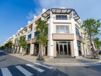 Đức Hòa ơi. Sở hữu nhà xây sẵn 4 tầng Vinhomes Green City nhiều ưu đãi  chỉ từ 2,99 ty