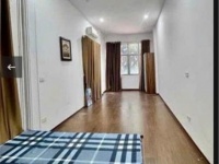 Cho thuê nhà tầng 2 Địa chỉ: Số 35, mặt ngõ Trung Tả, Phố Khâm Thiên, Phường Thổ Quan, Đống Đa, Hà