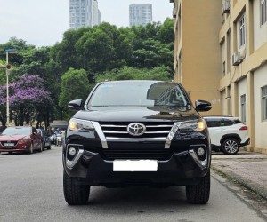 Cần bán xe Toyota Fortuner 2.7V 2017, giá 728tr