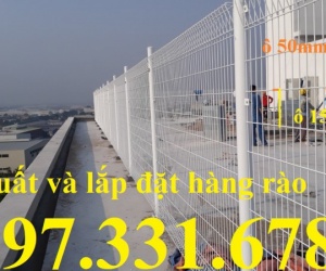 Hàng rào thép phi 5 ô 50x100 gập 2 đầu tam giác
