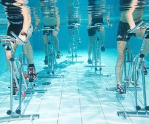 Aqua Gym - Thiết bị tập thể dục dưới nước cho hồ bơi