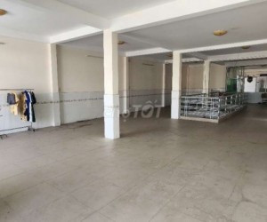 Cho thuê văn phòng và mặt bằng kinh doanh rộng 240m²