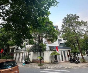 Cắt lỗ nhà Foresa  Xuân Phương 91x4T, MT6m, vỉa hè ô tô tránh, 20 tỷ - VIEW CÔNG VIÊN