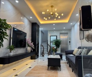 BÁN NHÀ VÕ CHÍ CÔNG CẦU GIẤY, ÔTÔ, DÂN XÂY CHẤT, 5T THANG MÁY, 40M2 GIÁ 11 TỶ 680