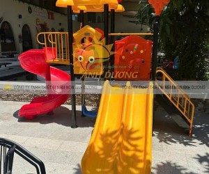 Cầu trượt trẻ em, nhà banh khu vui chơi trẻ em
