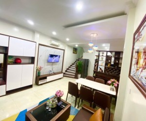 Bán nhà phố Nguyễn Viết Xuân, 20m ô tô tránh, nhà đẹp, full nt xịn, 37/40m, 5T, 9.6 tỷ