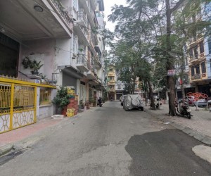 BÁN NHÀ NGỤY NHƯ KONTUM THANH XUÂN, GẦN PHỐ OTO ĐỖ CỬA, VĂN PHÒNG, DT52M2, 15.X TỶ