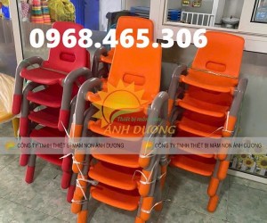 Ghế nhựa tay vịn cho bé mầm non nhập khẩu
