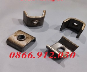 Uren vuông 25mm, pát sắt chữ u một lỗ vuông 25mm