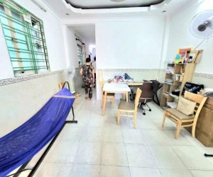 CẠNH CAO THẮNG Q10-HƠN 4 TỶ - 45m2- HẺM VIP CẠNH MẶT TIỀN THÔNG TỨ PHÍA
