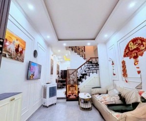 **Bán nhà HXH Âu Cơ** phường 10, Tân Bình; 4x10 (4 tầng) chỉ 6 tỷ