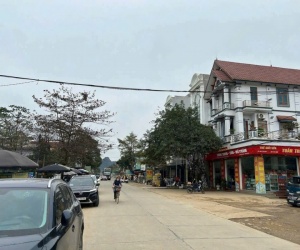 Do chuyên kinh doanh gia đình cần tiền bán gấp lô đát mua định dể ơ nhưng nay cần phảii bán lên rẻ