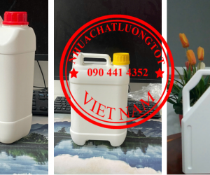 Bình nhựa 5 lít đựng thuốc nhuộm, can 2 lít đựng mực in, can 1 lít đựng dầu mỡ 