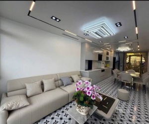 BÁN NHÀ- 45M,7 TẦNG TRUNG TÂM NGỌC LÂM NGUYỄN VĂN CỪ, ĐI BỘ RA CHỢ -20M RA PHỐ, THANG MÁY - GIÁ 8 TỶ