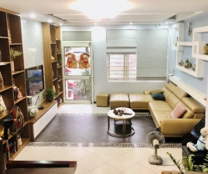 Bán nhà Nguyễn Hoàng - 74m2 -  ô tô tránh - vỉa hè - view hồ