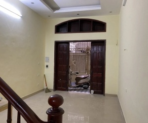 Cho thuê nhà Phố Trung Liệt, 3.5 tầng x 50m2, 4 ngủ, 17 Triệu