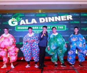 Chiếc áo khổng lồ , áo nhồi bóng vào trong , áo chơi gala 