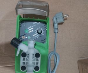 Bơm định lượng EMEC VCO 1004 K/PP - lưu lượng 4 L/h tại áp 10 bar