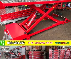 Bàn Nâng Xe Máy Âm Nền – Giải Pháp Chuyên Nghiệp Cho Tiệm Sửa Chữa Xe Máy