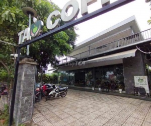 Bình Dương ! Cần sang quán caffe sân vườn ngay bờ sông rộng rãi thoáng mát, 
Tel : 0908856457 (